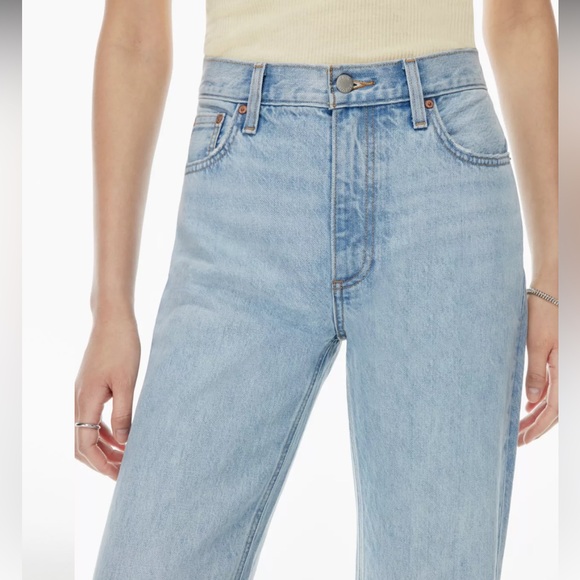 aritzia denim forum T he Marianne Mid Rise Loose Flare 32l size 28 and size 30 - Picture 2 of 8